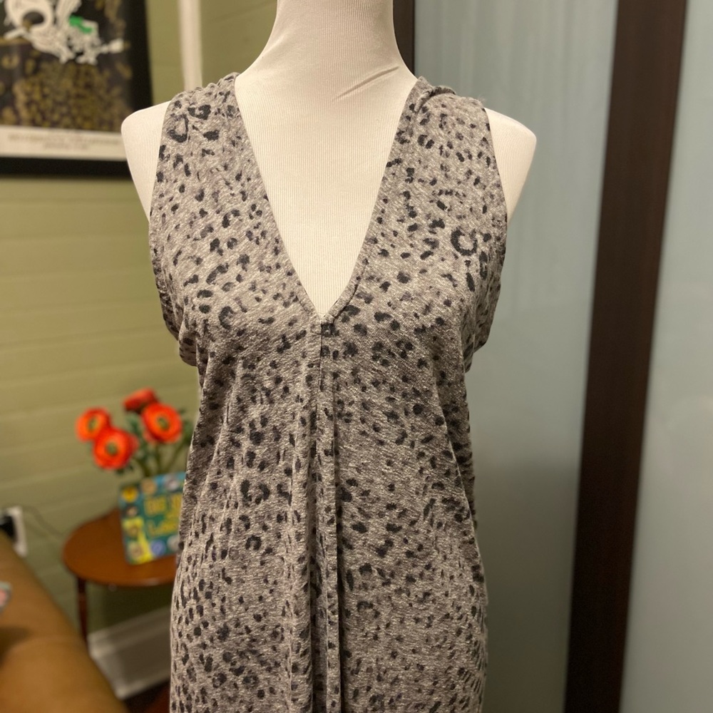 Old Navy Gray Animal Print Sleeveless Dress